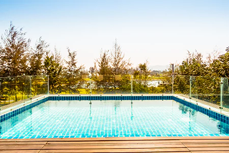 Cost of Glass Pool Fence Repair in Lake Butler